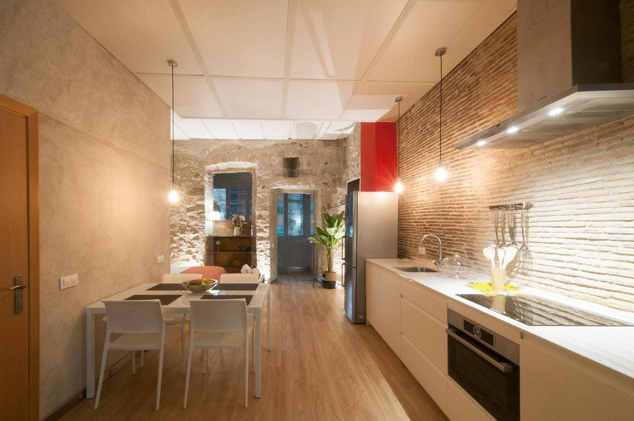 Onyar apartments Girona Bagian luar foto