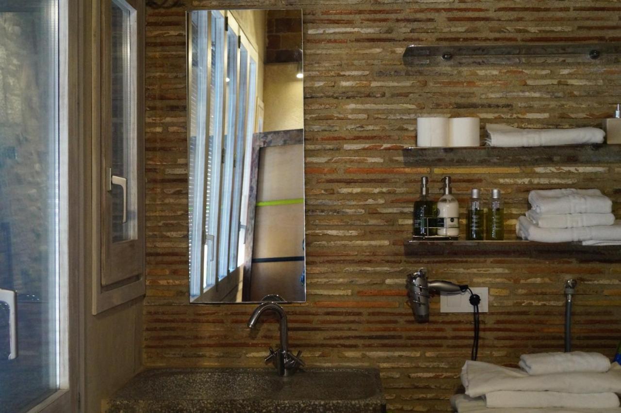 Onyar apartments Girona Bagian luar foto